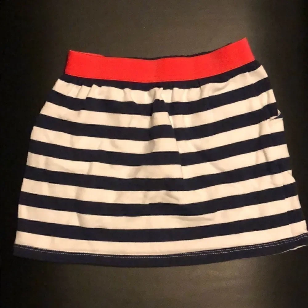 Girls pull on striped skirt size 6